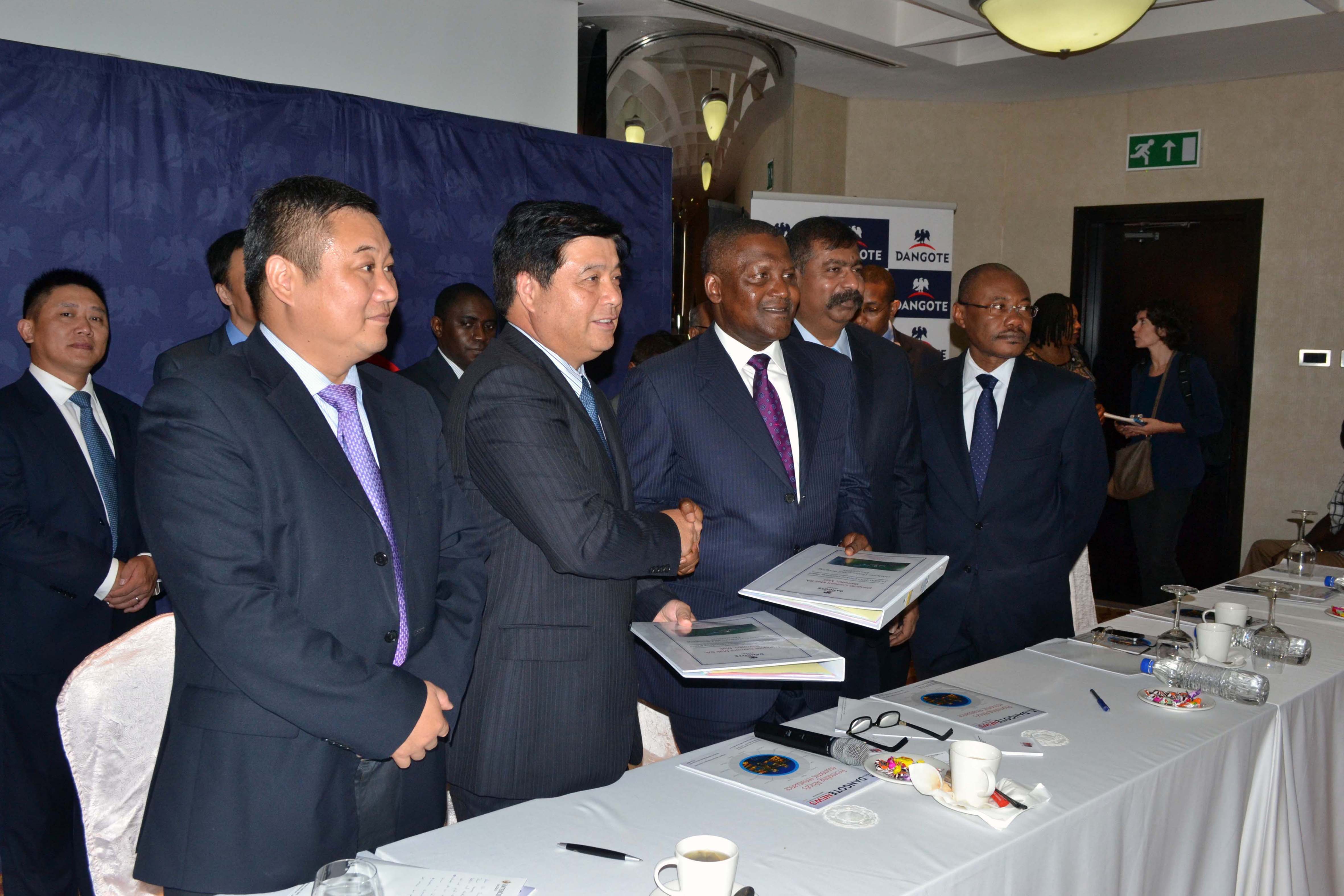 2015.8.26 中材國際（南京）與尼日利亞Dangote集團(tuán)再簽大單.jpg